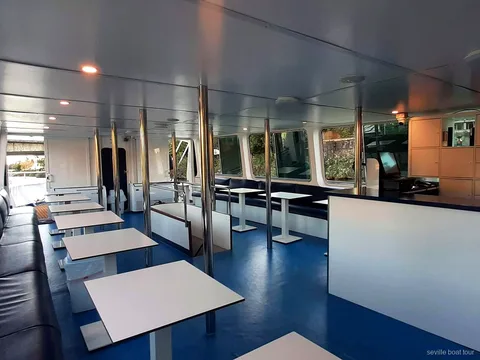5 course tasting menu served on the Guadalquivir Dinner Cruise